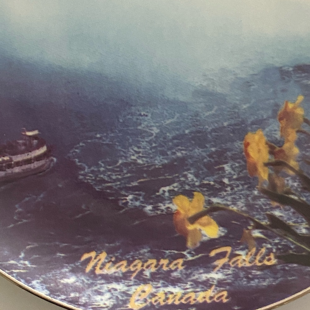 Niagara Falls Canada Decorative Plate 8 inches - Picture 16 of 16